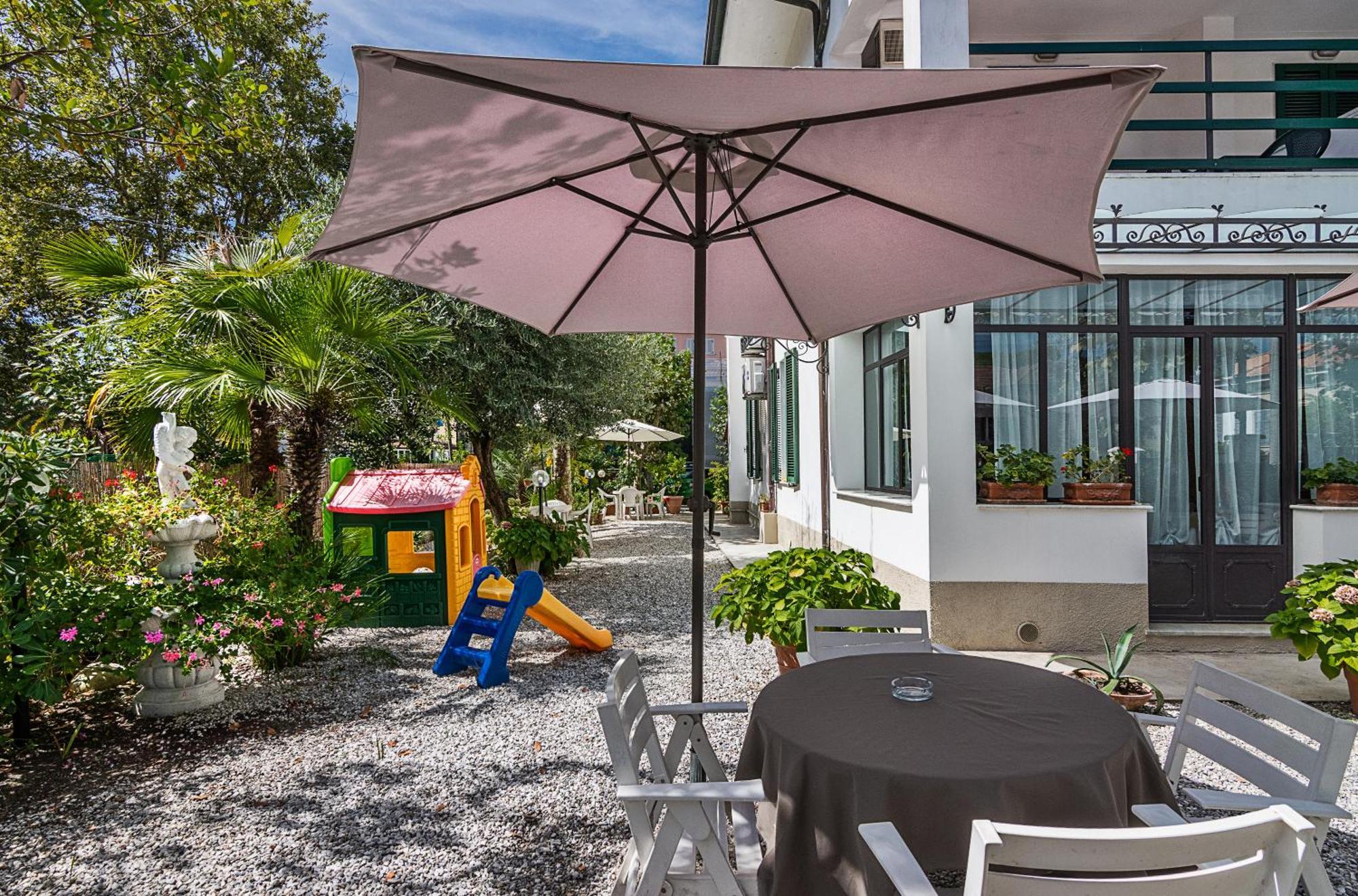 מרינה די מסה Hotel Eura מראה חיצוני תמונה