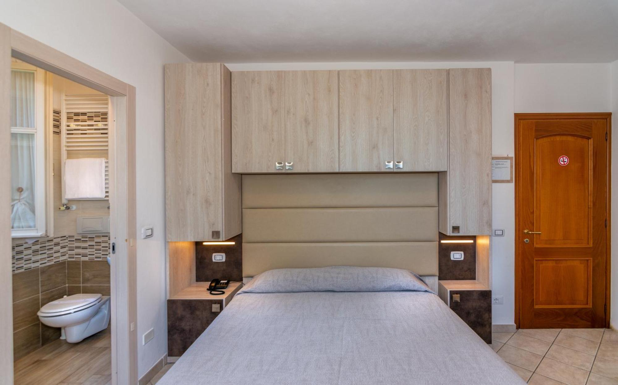 מרינה די מסה Hotel Eura מראה חיצוני תמונה