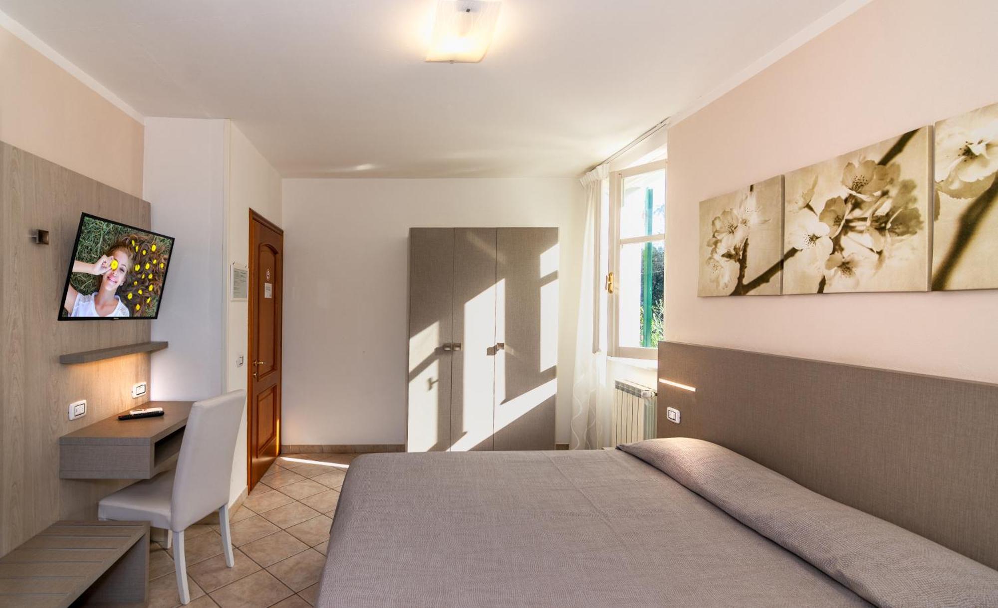מרינה די מסה Hotel Eura מראה חיצוני תמונה