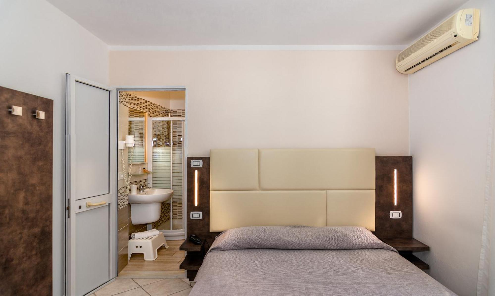 מרינה די מסה Hotel Eura מראה חיצוני תמונה