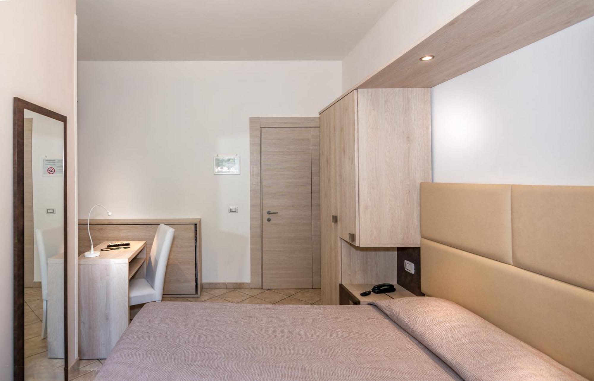 מרינה די מסה Hotel Eura מראה חיצוני תמונה