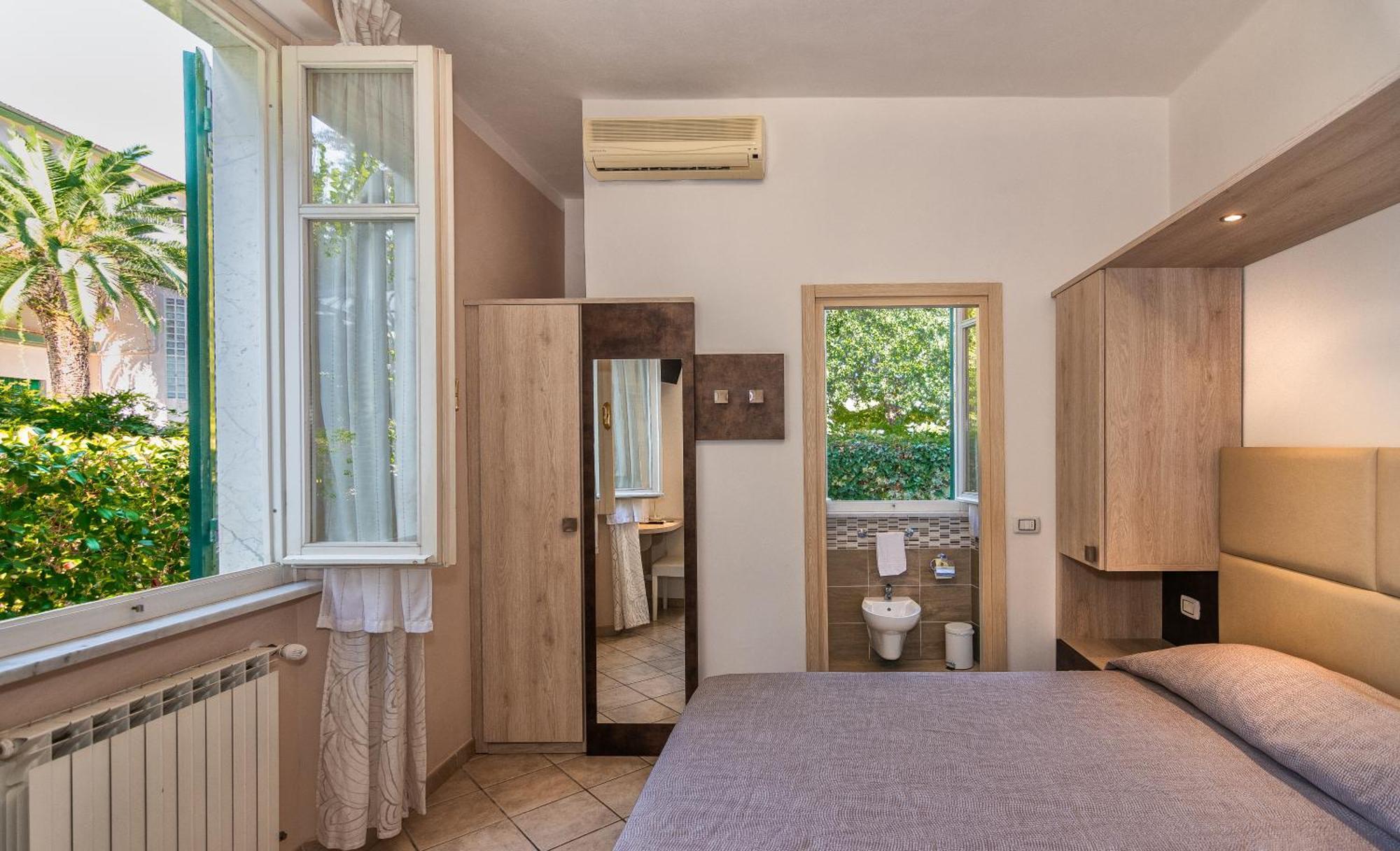 מרינה די מסה Hotel Eura מראה חיצוני תמונה