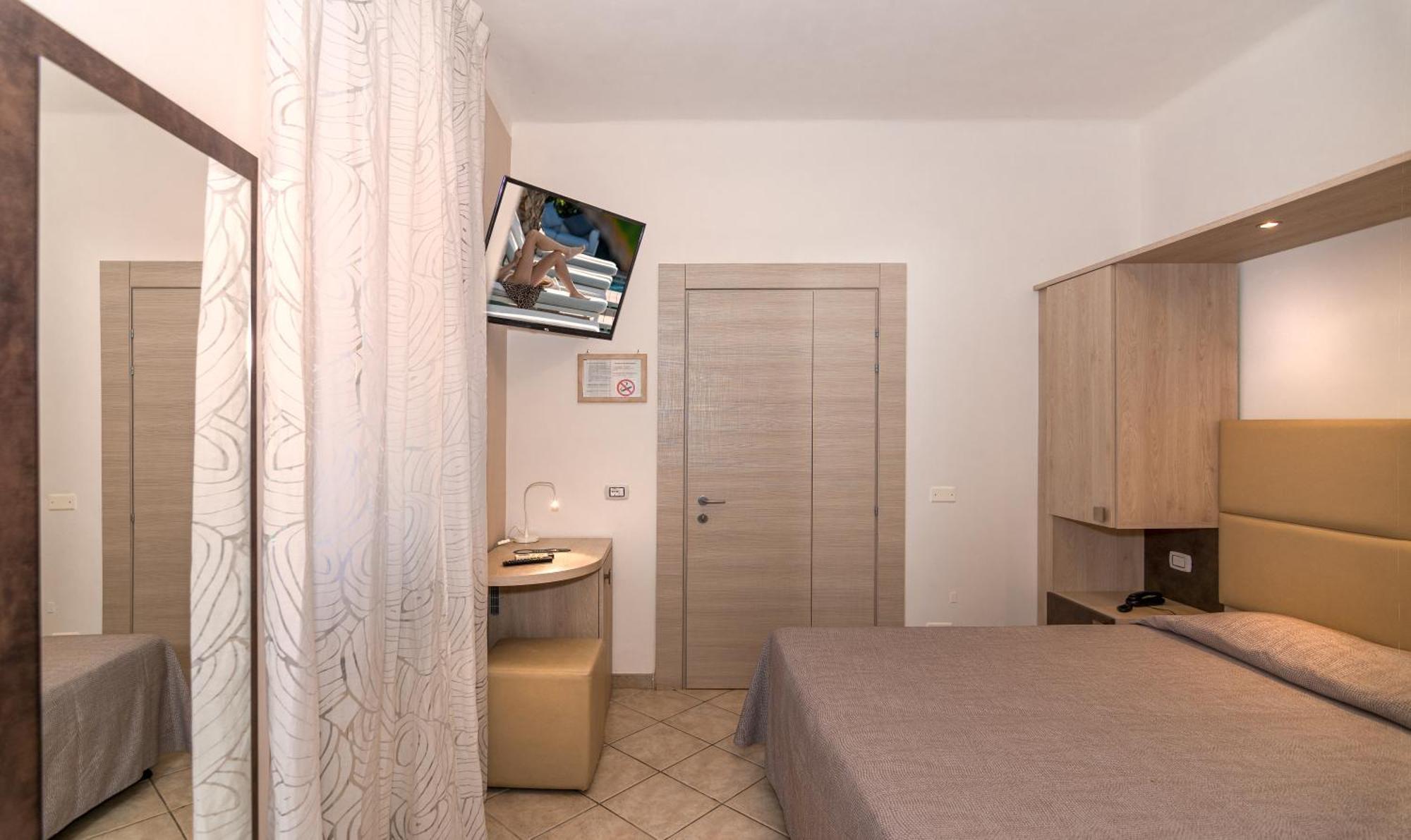 מרינה די מסה Hotel Eura מראה חיצוני תמונה
