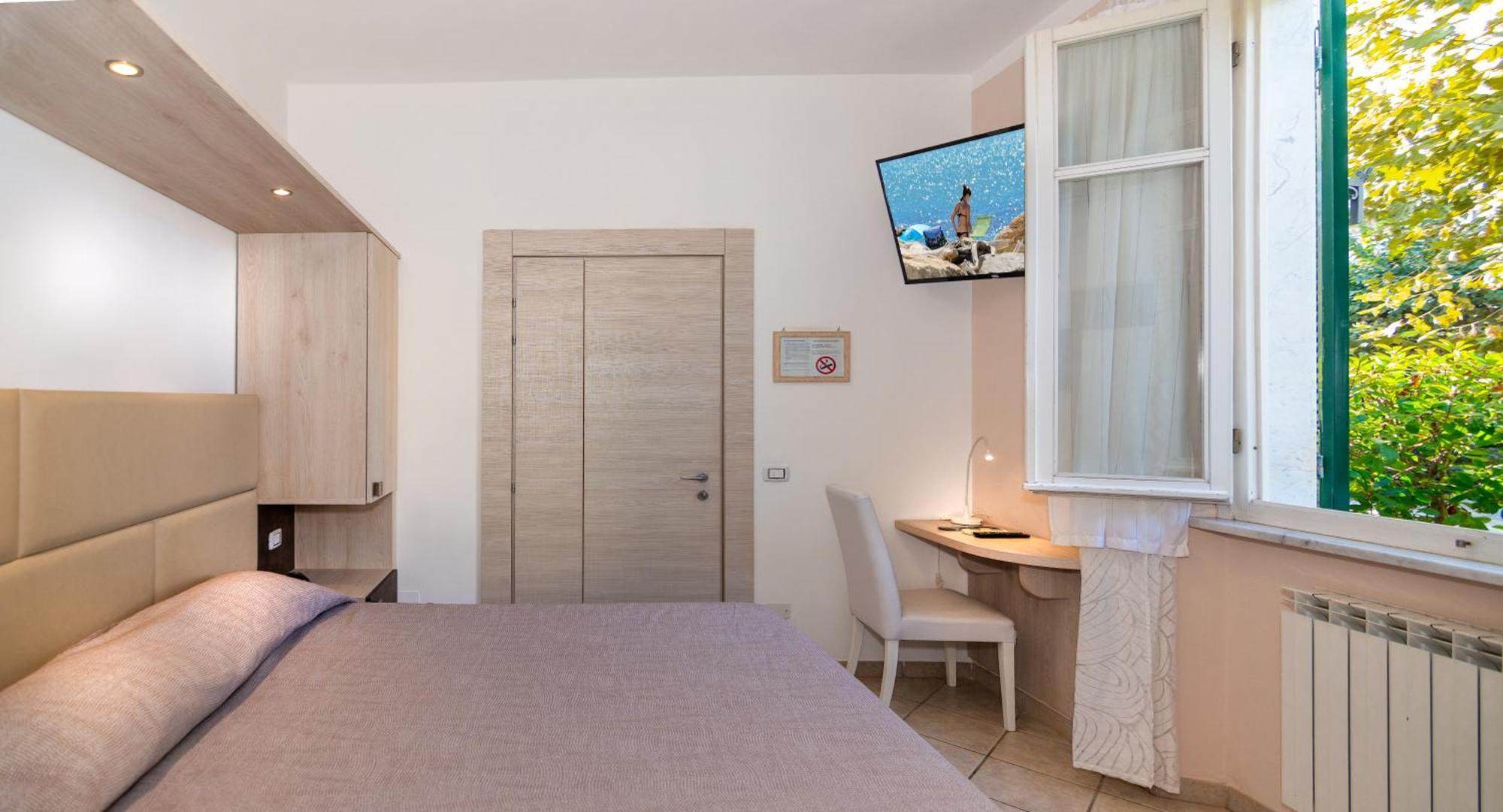 מרינה די מסה Hotel Eura מראה חיצוני תמונה