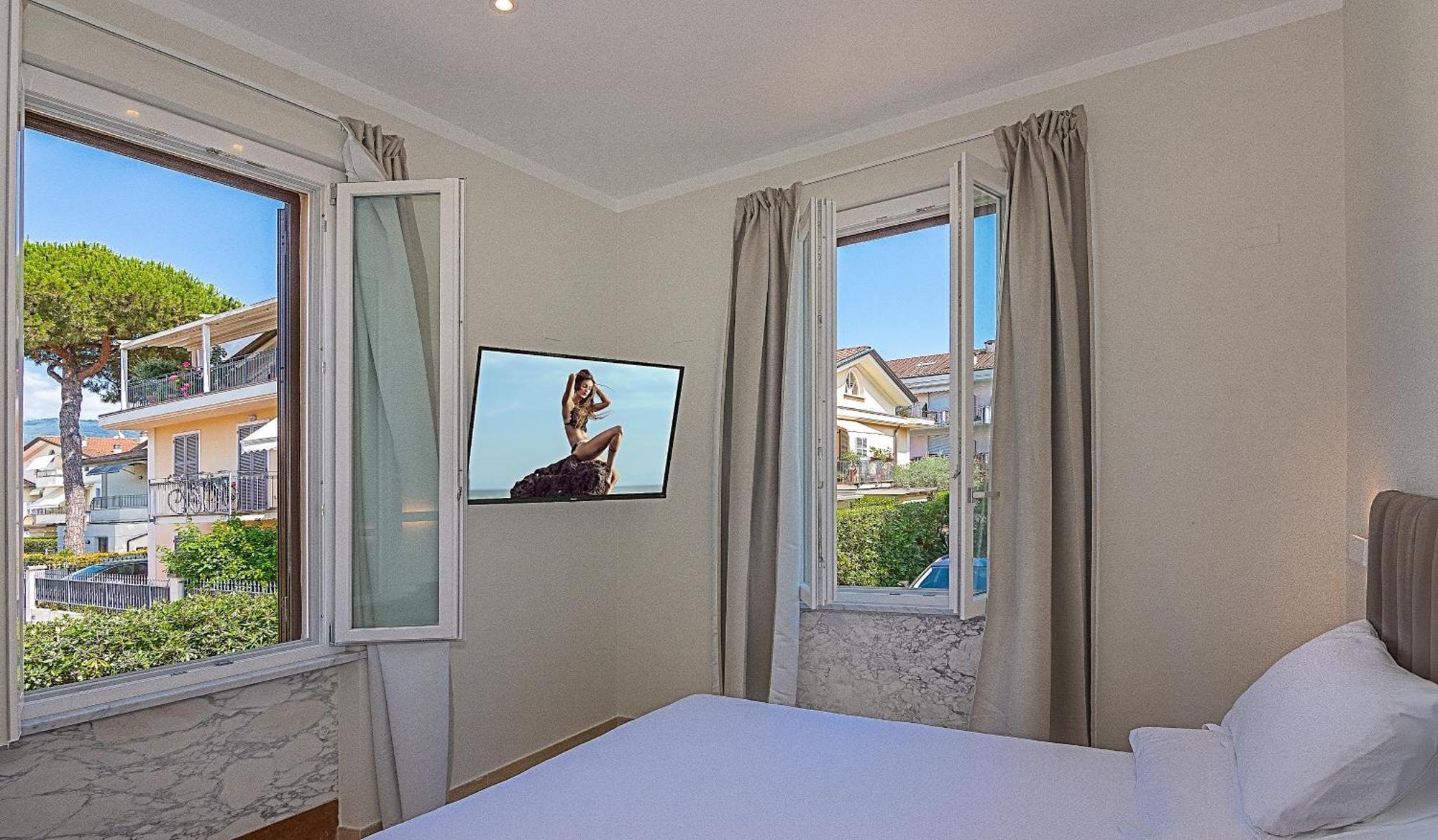 מרינה די מסה Hotel Eura מראה חיצוני תמונה